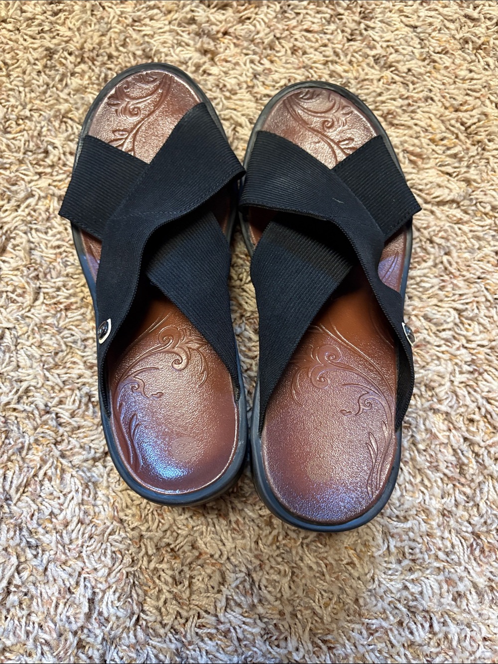 Womens Black Cross-Strap Sandals with Brown Footbed